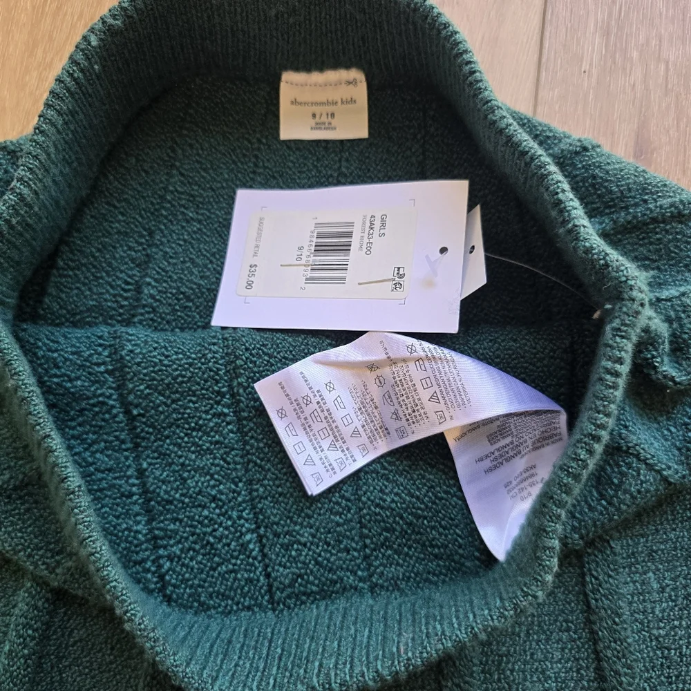 abercrombie kids Girls' Pleated Sweater Skirt Size 9 10